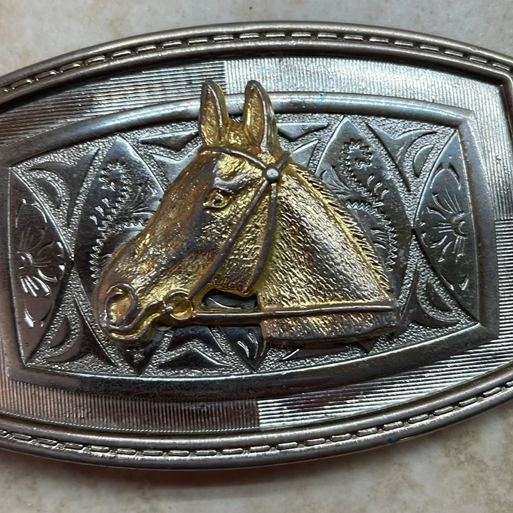 Western Belt Buckle Horse Head Cowboy Girl Gold Accent Silver Tone Rodeo